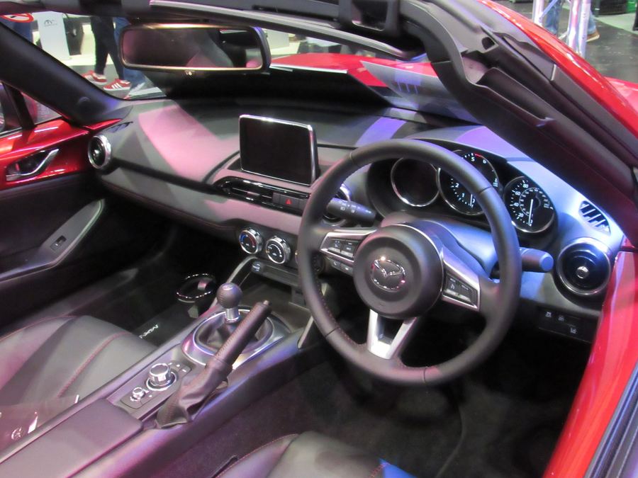 Mazda MX-5 RF cockpit (2017 car, right-hand drive).