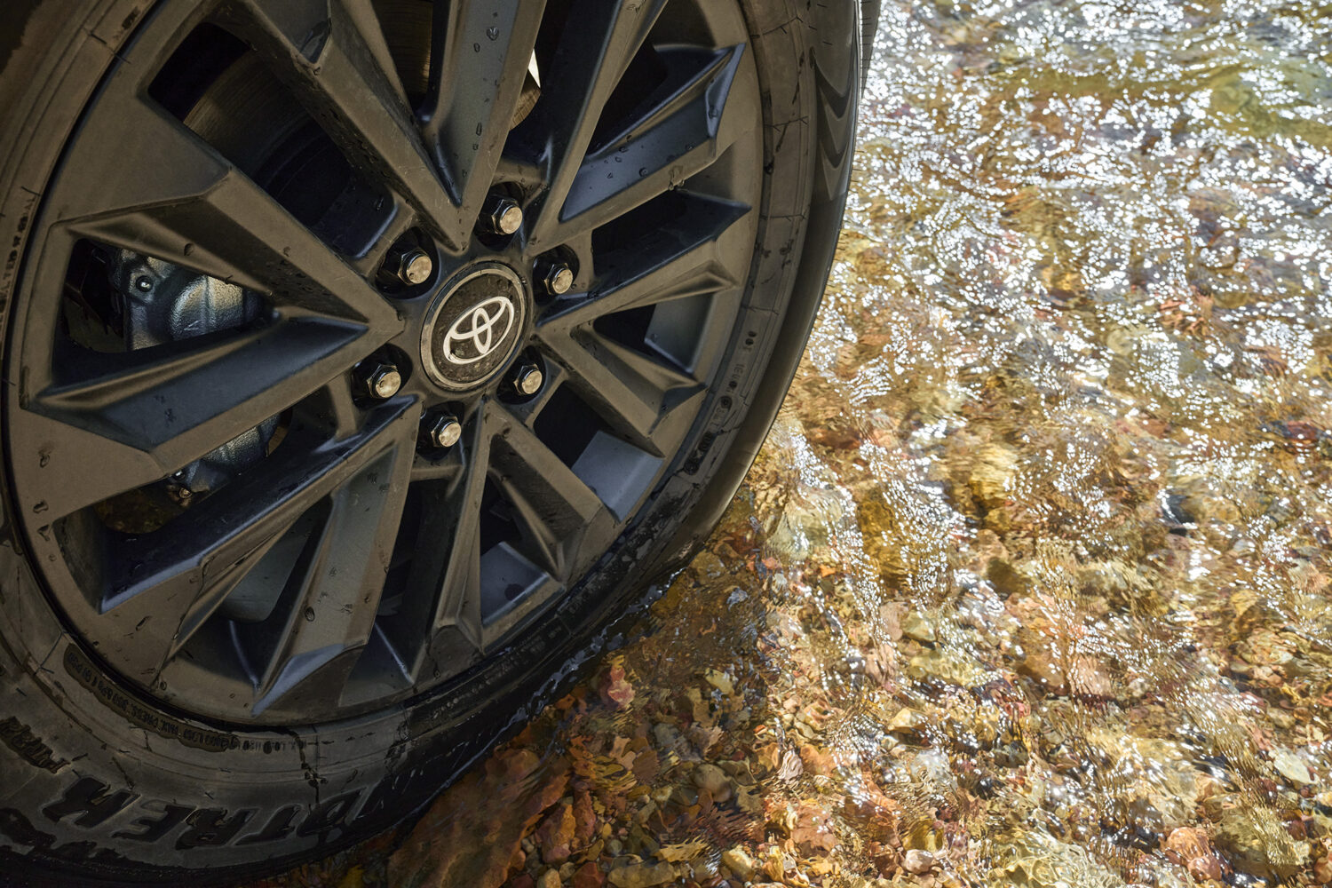 2026 Toyota Land Cruiser, front detail with heritage-inspired grille.