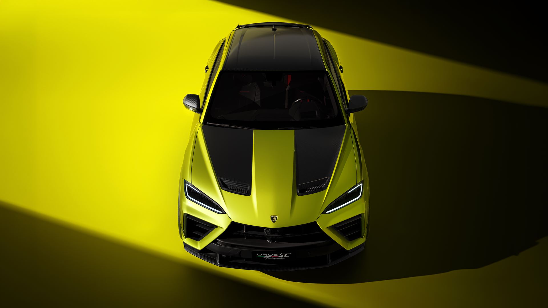 Lamborghini Urus SE Performante, exterior shot.