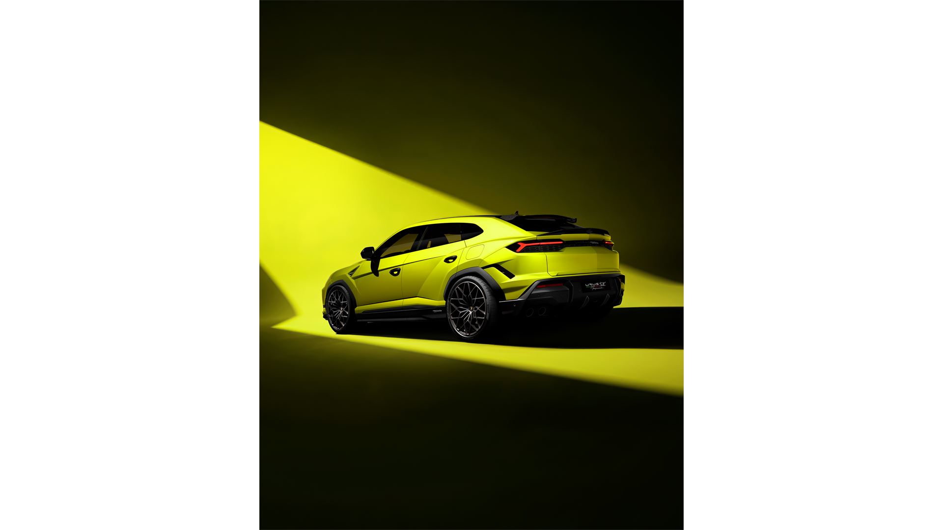 Lamborghini Urus SE Performante, front detail.