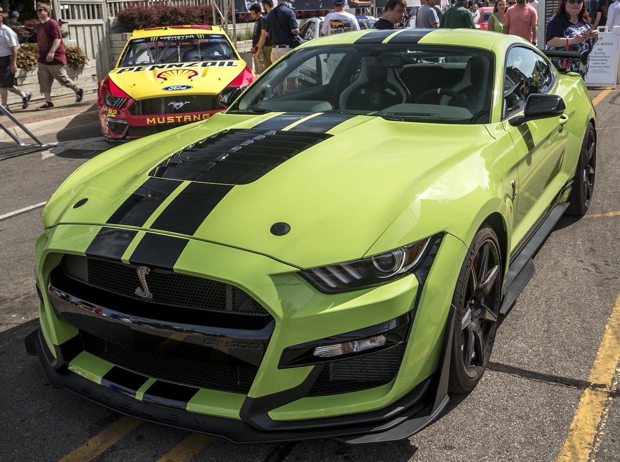 2020 Ford Mustang Shelby GT500, exterior shot in Grabber Lime.