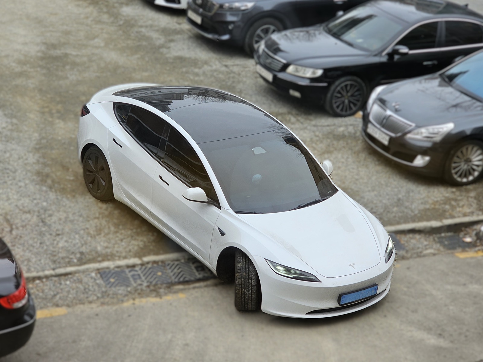 Tesla Model 3 (Highland), exterior