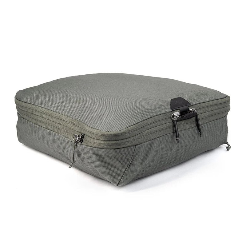 Peak Design Packing Cube, Sage, Weatherproof Luggage Cube with Dual Compartment Organization, Expansion and Compression, Zipper Opening, Travel Organizer for Men and Women, Size M