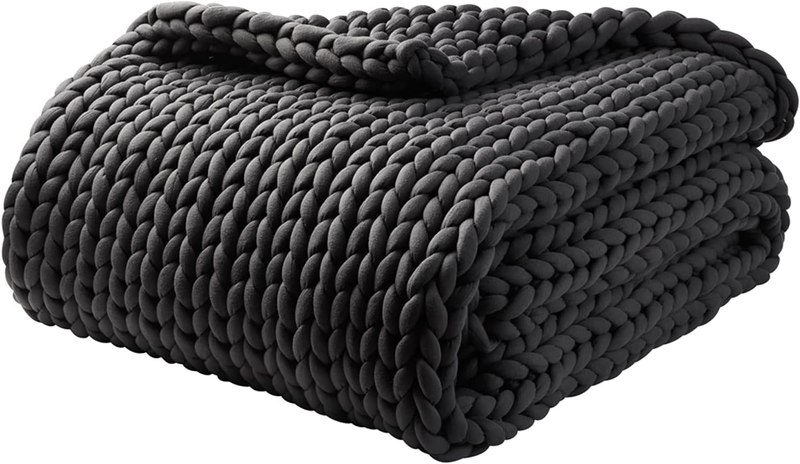 YnM Weighted Blanket, Handmade Chunky Yarn Knitted Design, Soft and Cozy, Temperature Regulating and Breathable, Machine Washable Throw for Sleep or Home Decor (Dark Grey, 60x80 Inch, 20lbs)