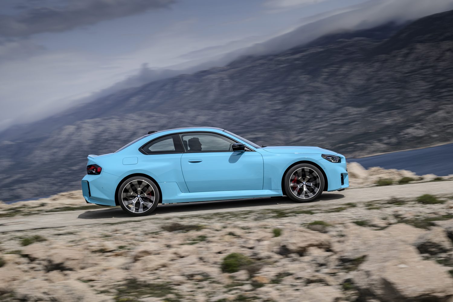 Side profile of the BMW M2 with M xDrive.