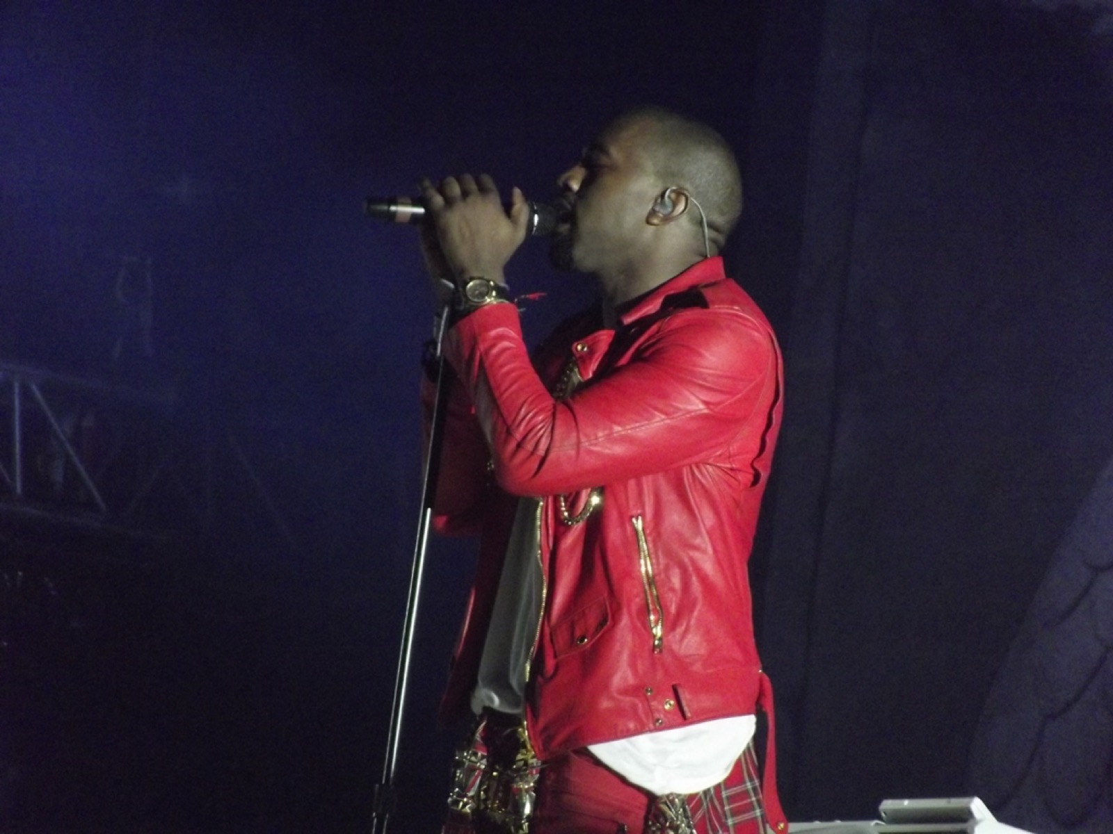Kanye West in a red leather jacket at the Coke Live Music Festival, 2011, second photo