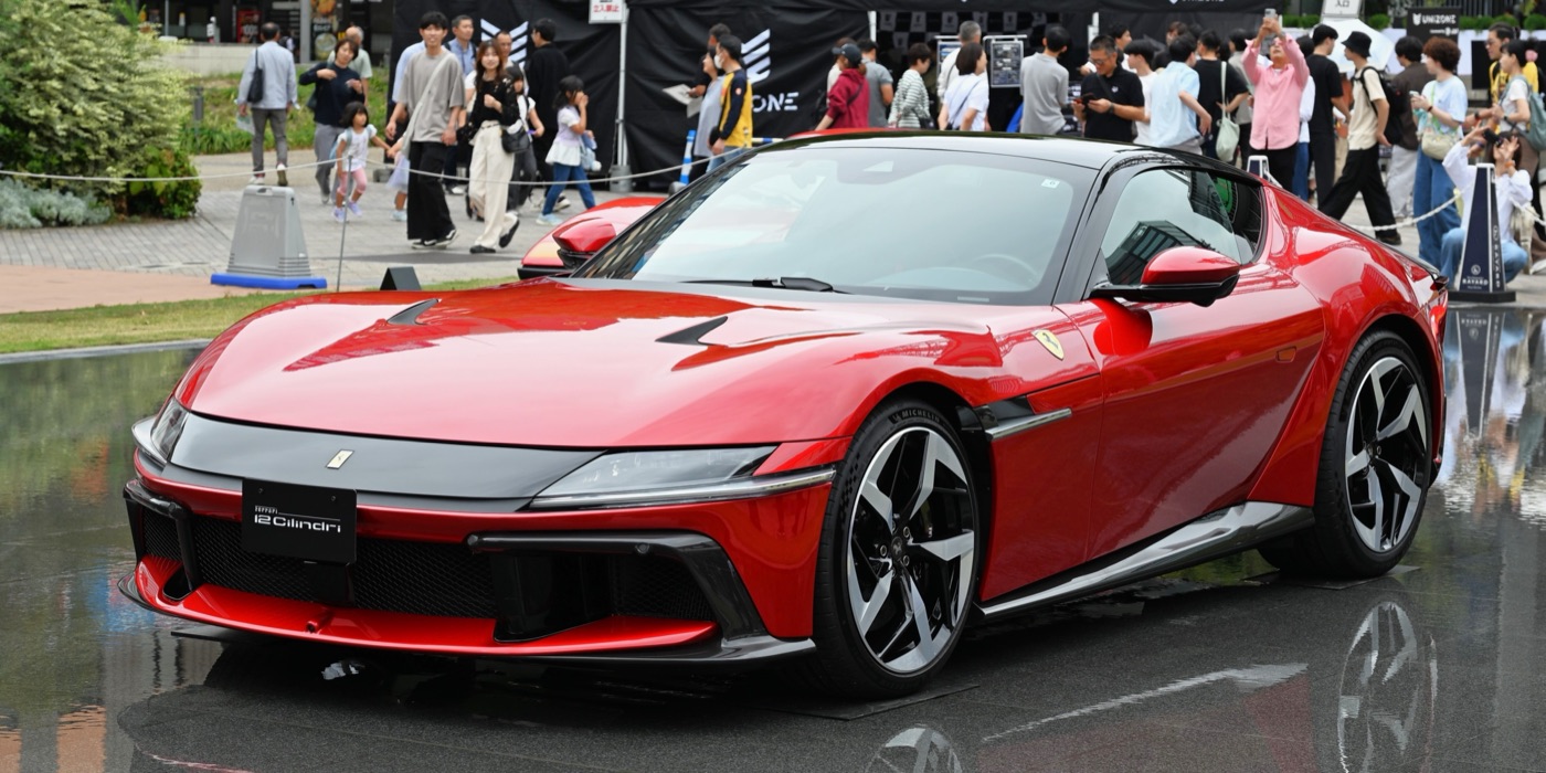 Ferrari 12Cilindri, real photograph, Wikimedia Commons, shot 3.