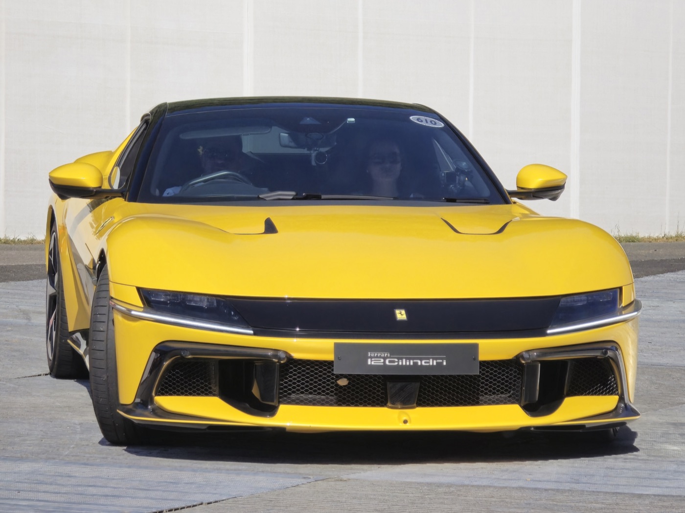 Ferrari 12Cilindri, real photograph, Wikimedia Commons, shot 9.