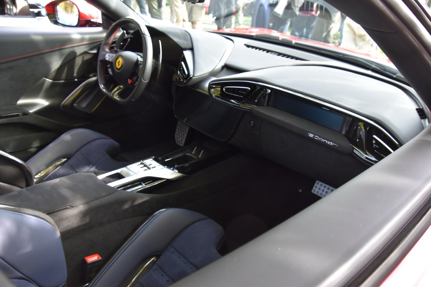 Ferrari 12Cilindri, real photograph, Wikimedia Commons, shot 19.