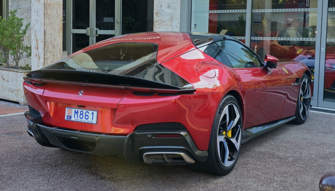 Ferrari 12Cilindri at Maranello, real photograph, Wikimedia Commons, shot 29.