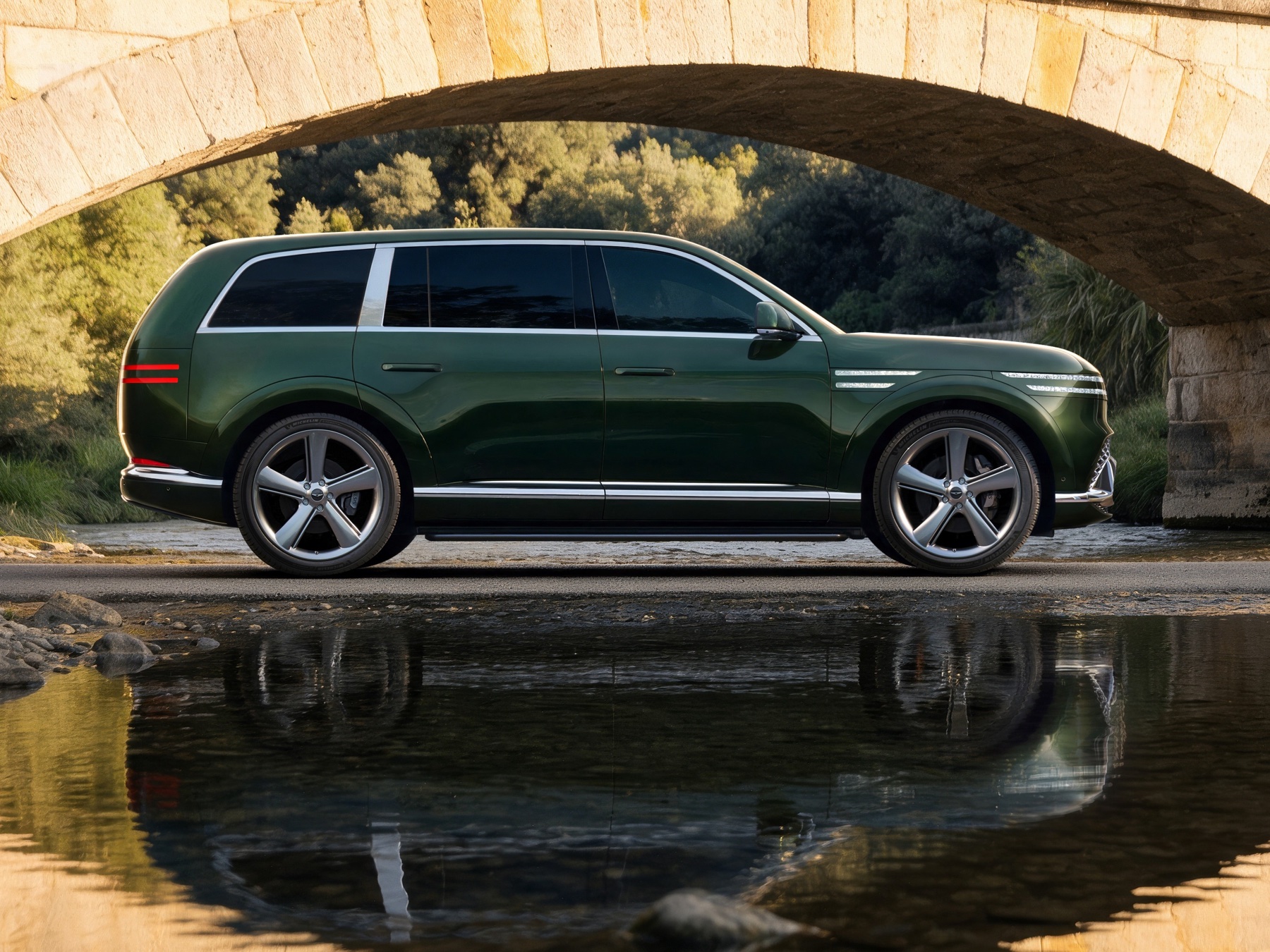 Genesis GV90 exterior, official Genesis press photo, side profile