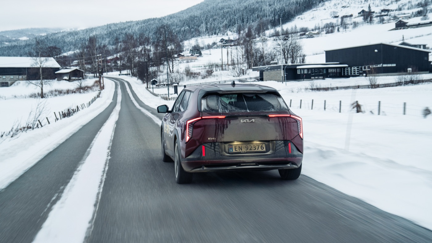 Kia EV4 winter test drive, Norway EL-PRIX, official Kia press photography, shot 2.