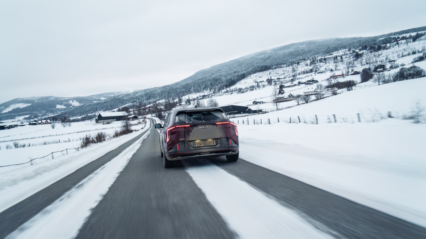 Kia EV4 winter test drive, Norway EL-PRIX, official Kia press photography, shot 3.
