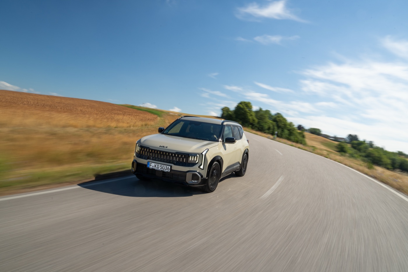 2027 Kia Seltos X-Line AWD, official Kia press photography, driving shot 5.