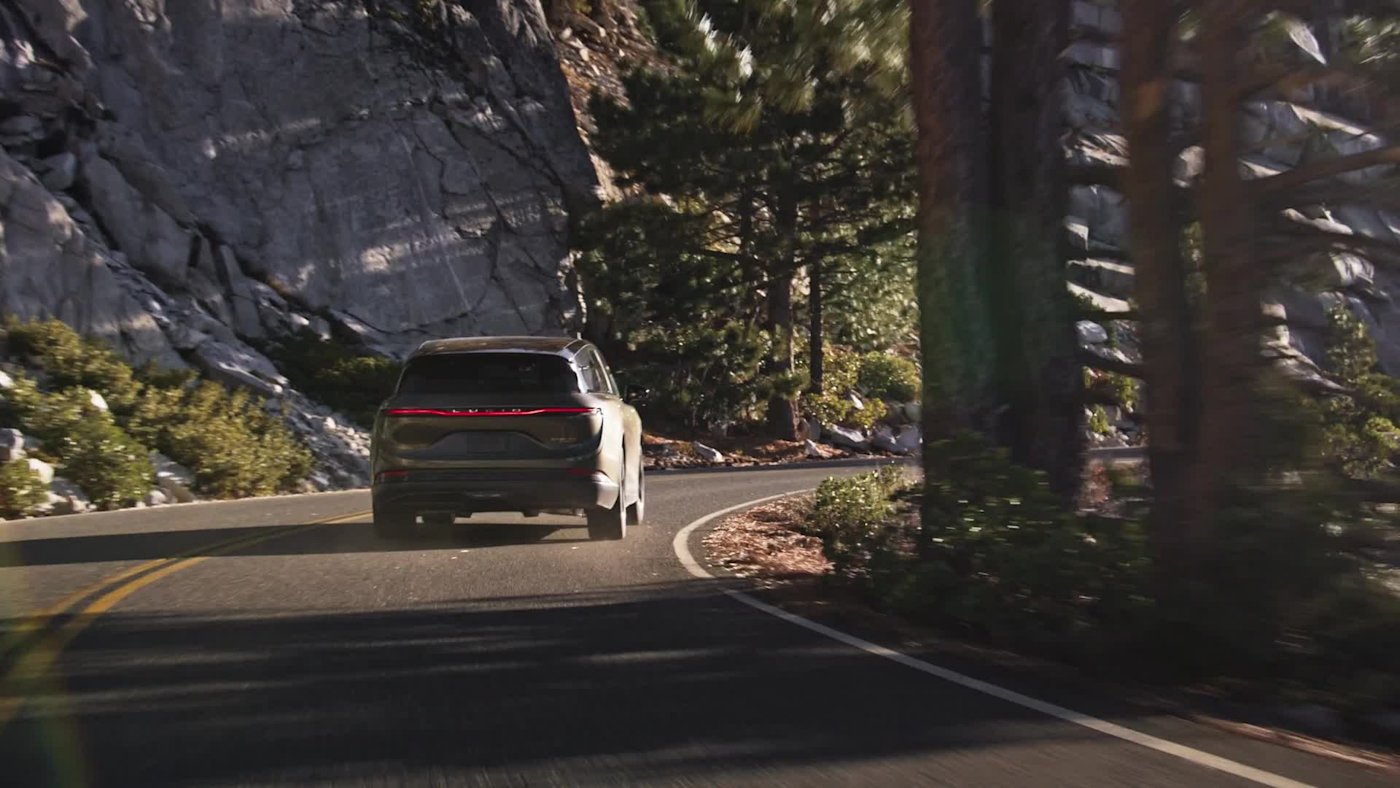 Lucid Gravity electric SUV, official press photograph.