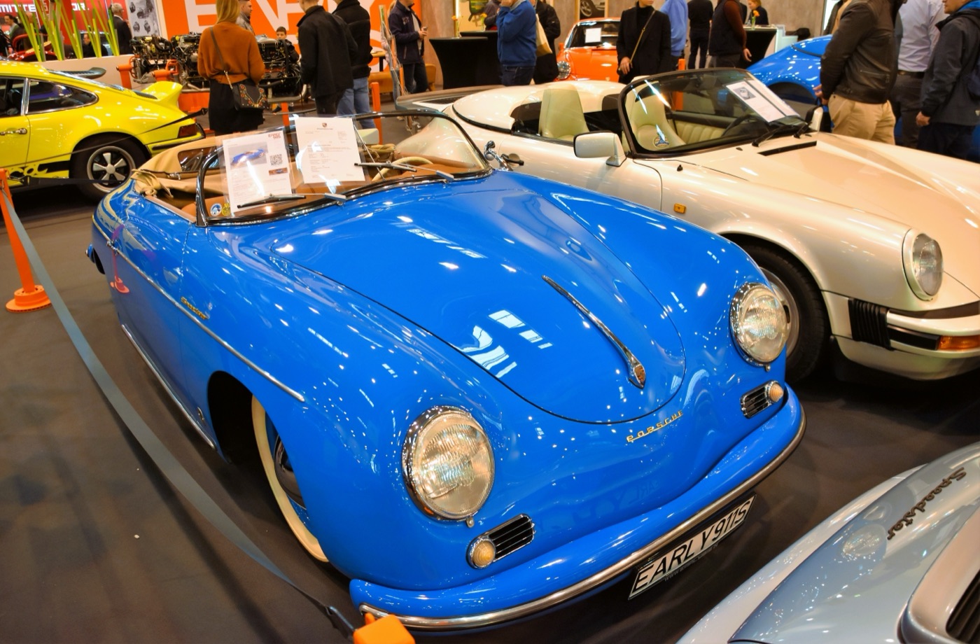 Porsche 356 Speedster, real photograph, Wikimedia Commons, shot 7.