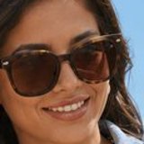 Tortoiseshell oval sunglasses